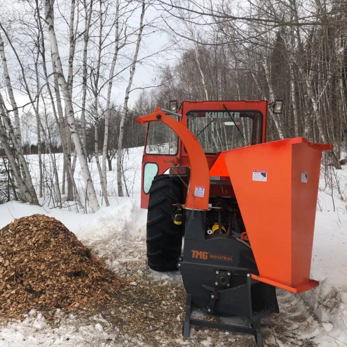 6" 3-Point Hitch Wood Chipper, Reversible/Hardened Blades, 360° Swiveling Chute, TMG-WC65(Previously TMG-WC62) - Image 3
